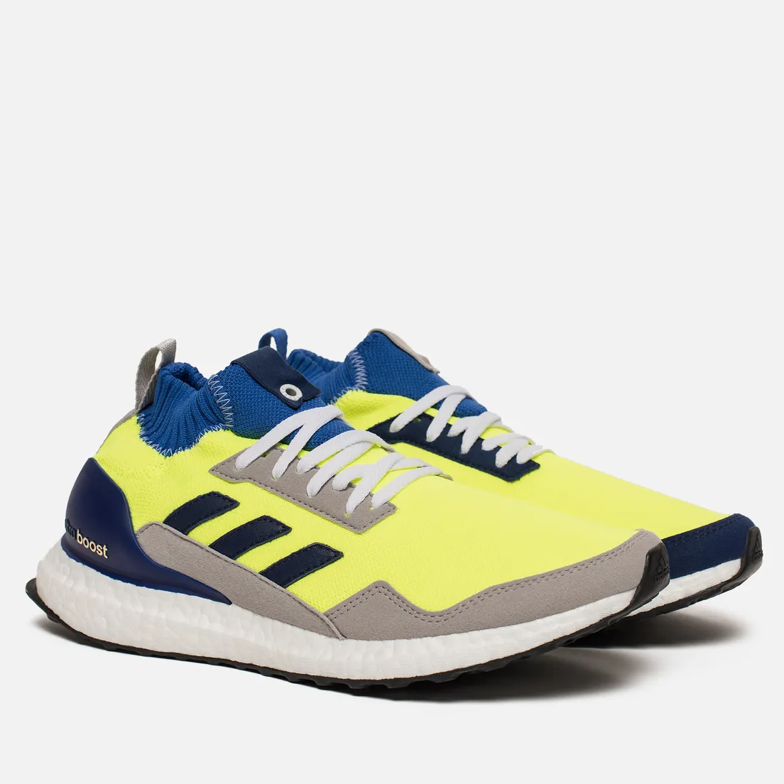 adidas Consortium Кроссовки Ultra Boost Mid