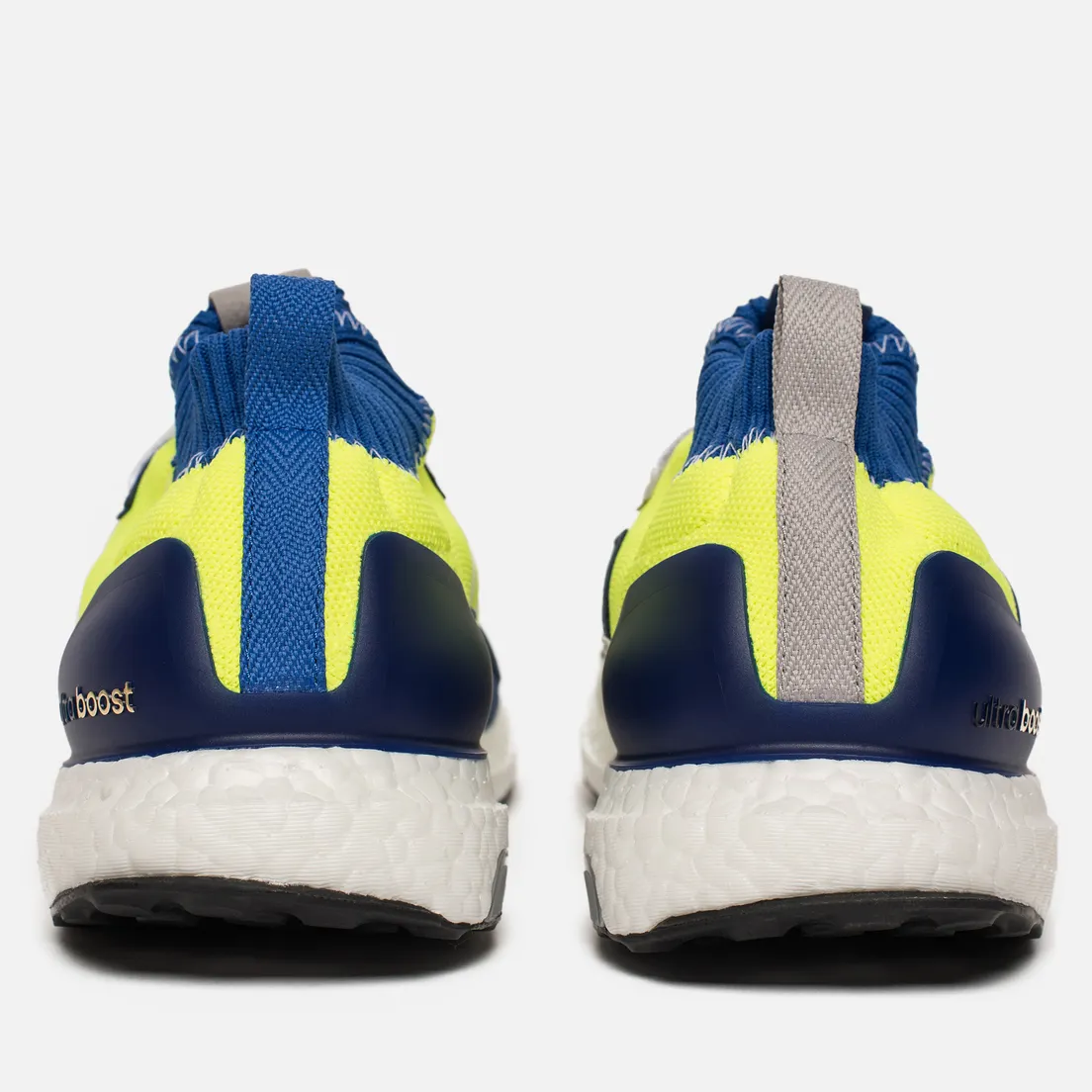 adidas Consortium Кроссовки Ultra Boost Mid