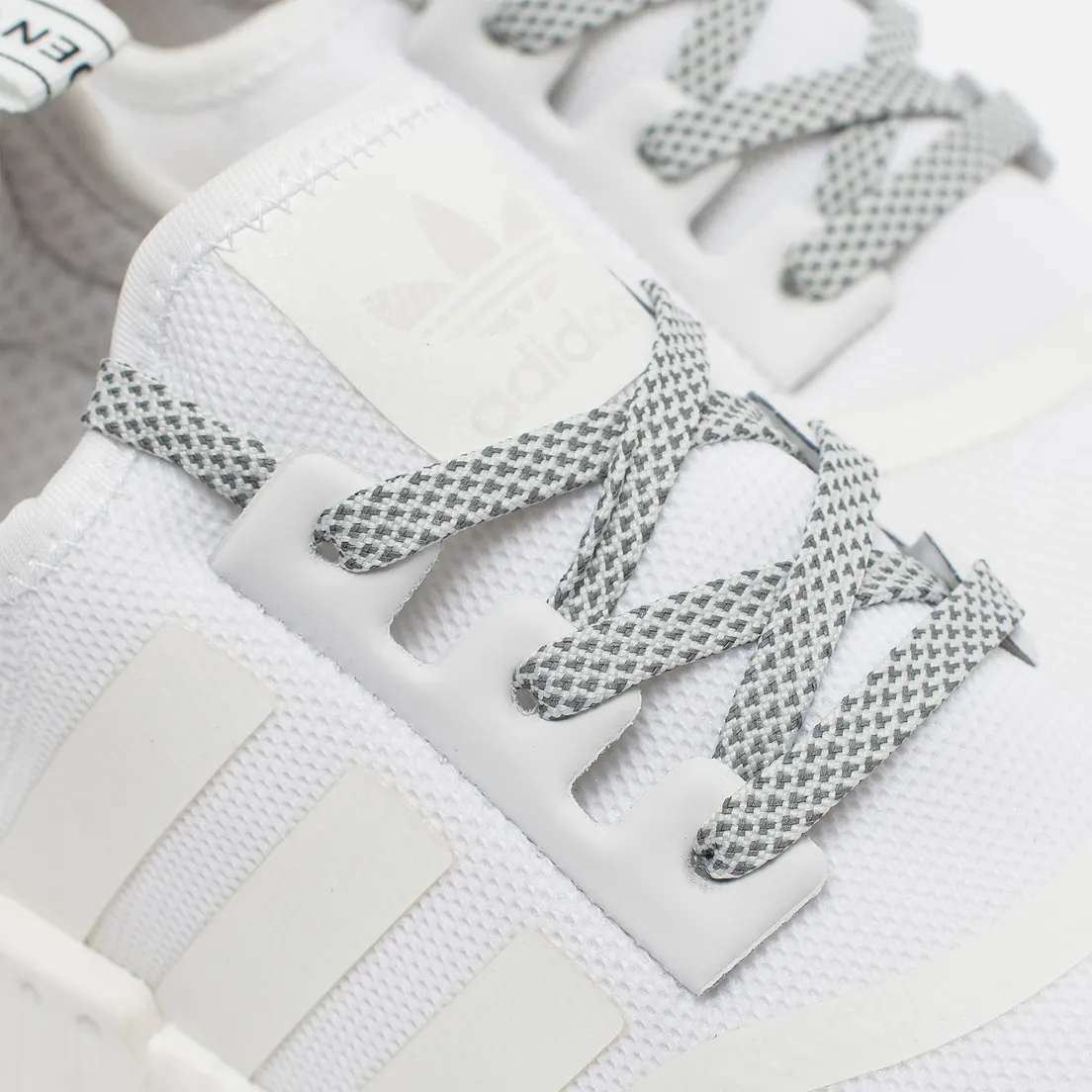 adidas Originals Кроссовки NMD R1