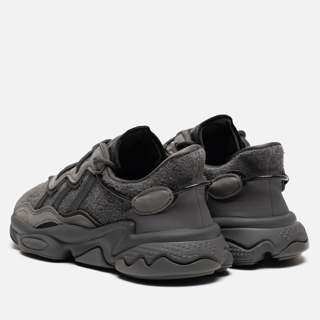 adidas Originals Мужские кроссовки Ozweego