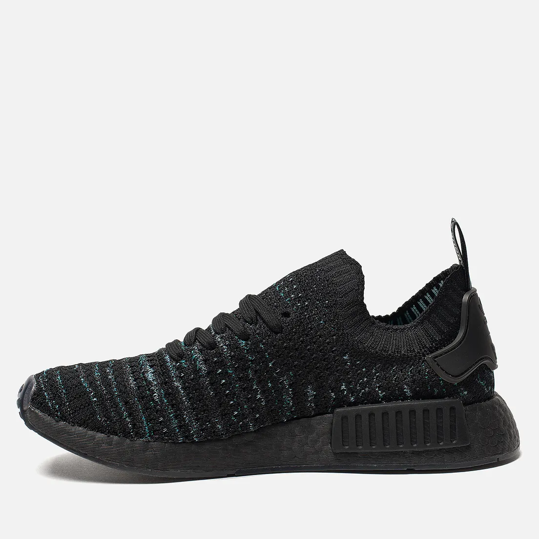 adidas Originals Кроссовки x Parley NMD_R1 Primeknit STLT