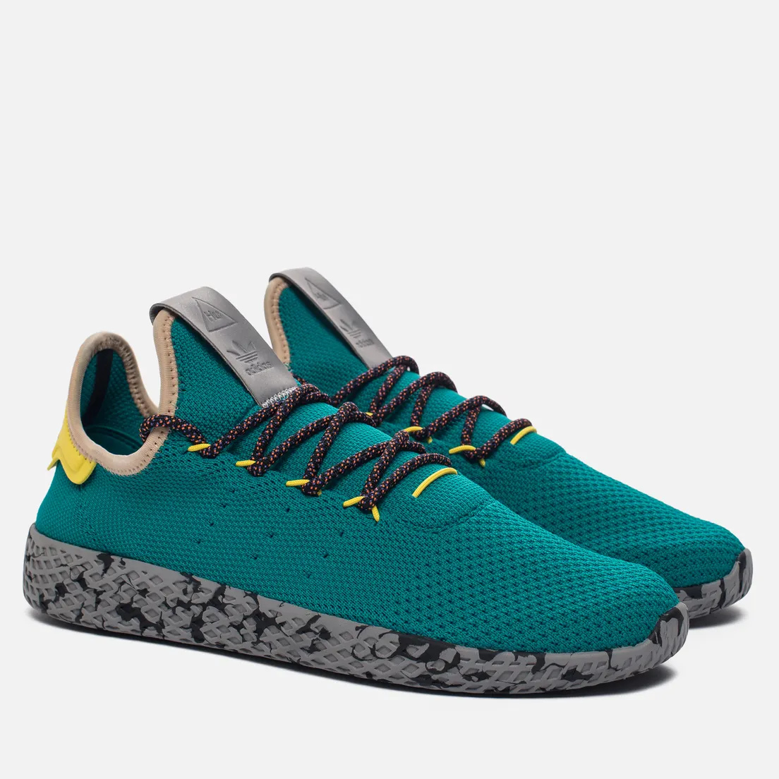adidas Originals Кроссовки x Pharrell Williams Tennis Hu