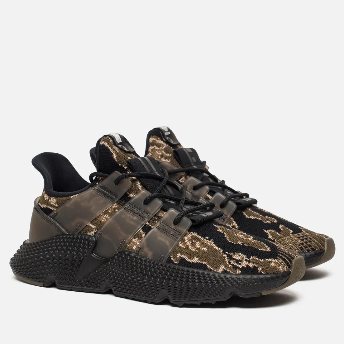 adidas Consortium Кроссовки x Undefeated Prophere