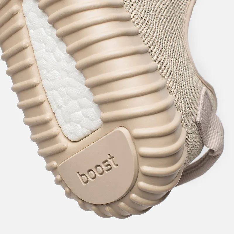 adidas Originals Кроссовки YEEZY 350 Boost
