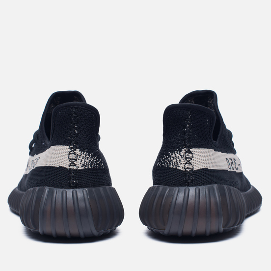 Кроссовки adidas Originals YEEZY Boost 350 V2 Core Black/Vintage White