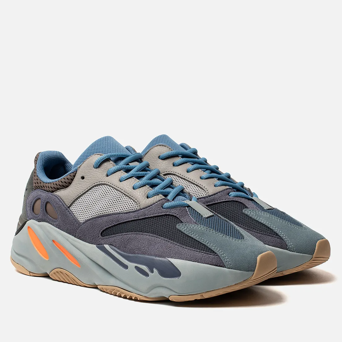 adidas Originals Кроссовки YEEZY Boost 700