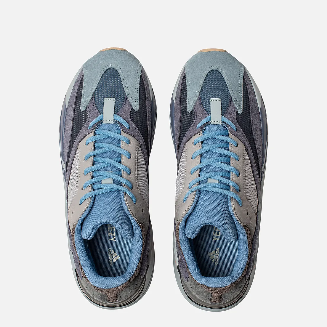 adidas Originals Кроссовки YEEZY Boost 700