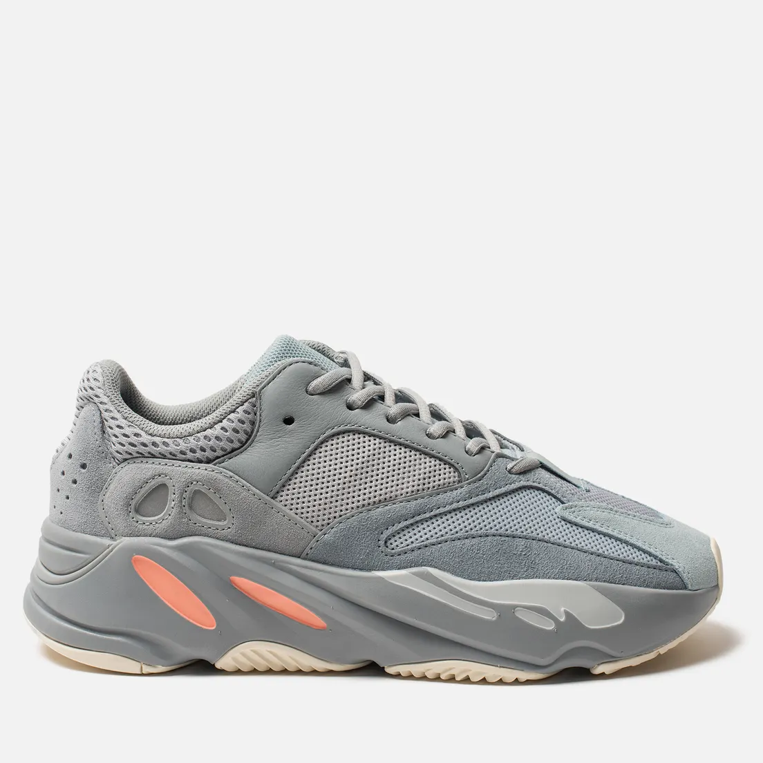 adidas Originals Кроссовки YEEZY Boost 700