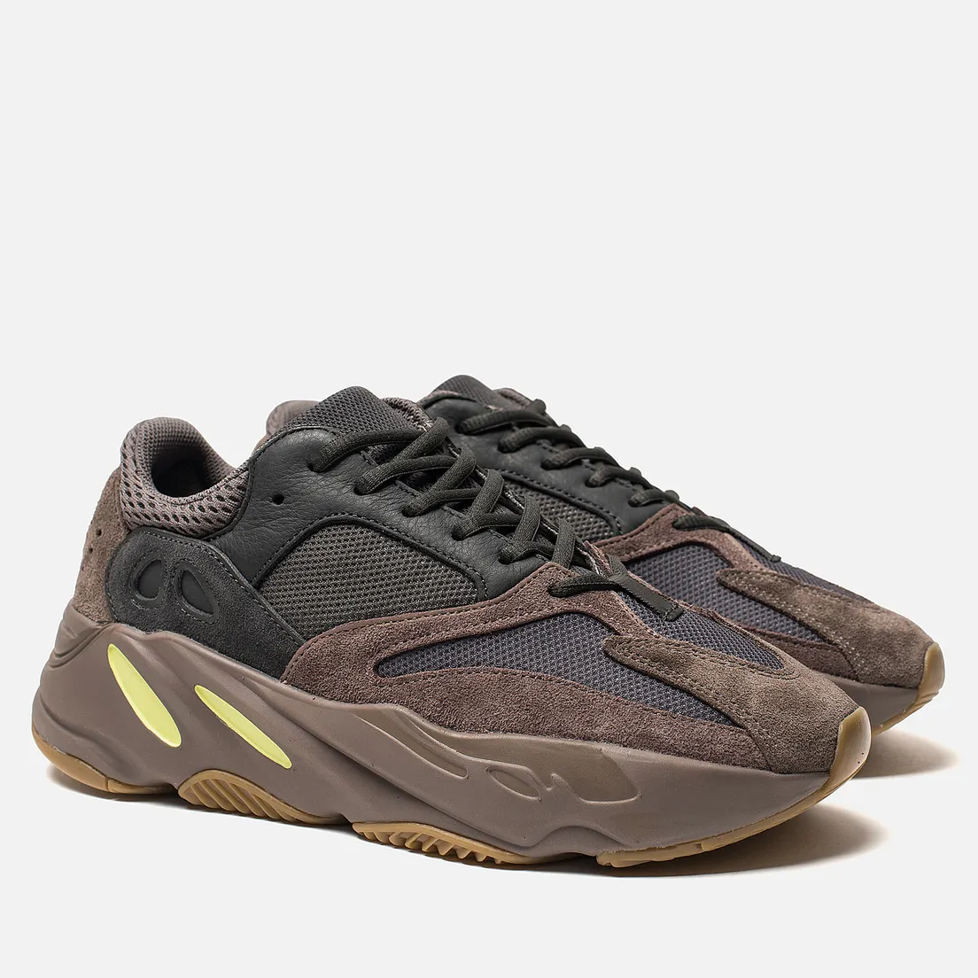 adidas Originals Кроссовки YEEZY Boost 700