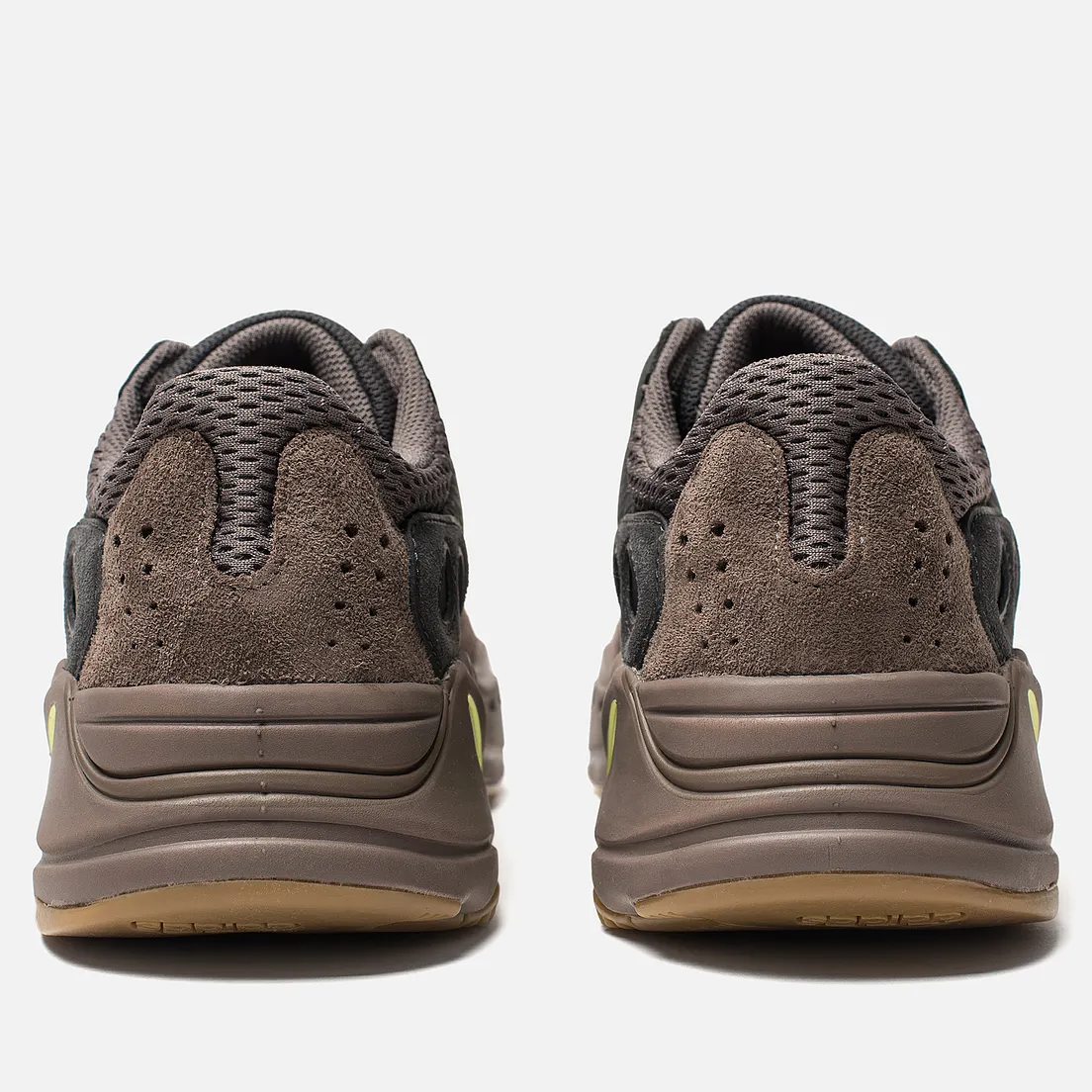 adidas Originals Кроссовки YEEZY Boost 700