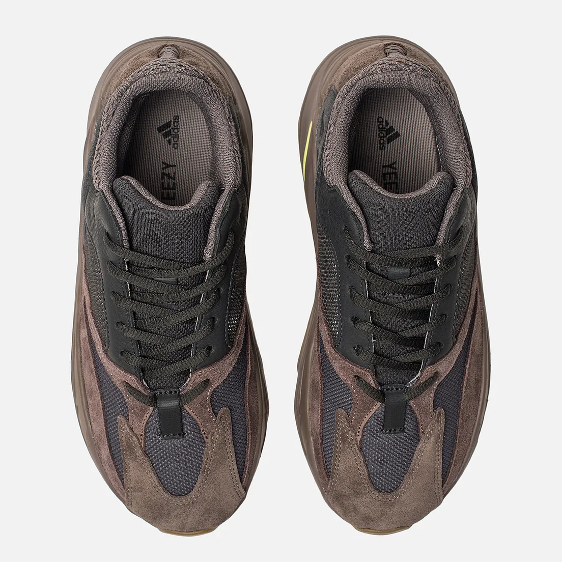 adidas Originals Кроссовки YEEZY Boost 700