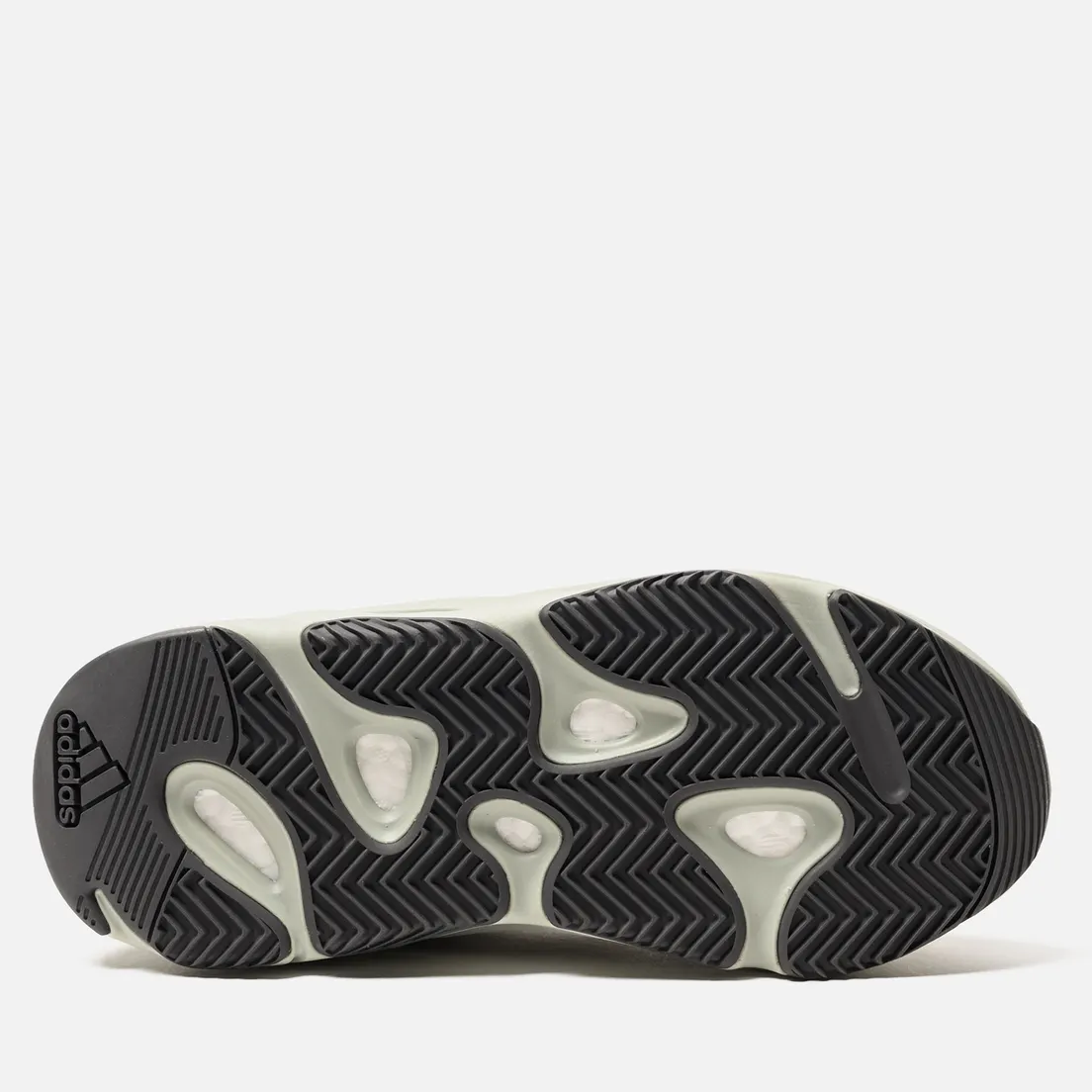 adidas Originals Кроссовки YEEZY Boost 700