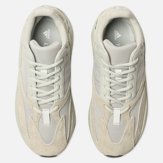 Кроссовки adidas Originals YEEZY Boost 700 Salt/Salt/Salt