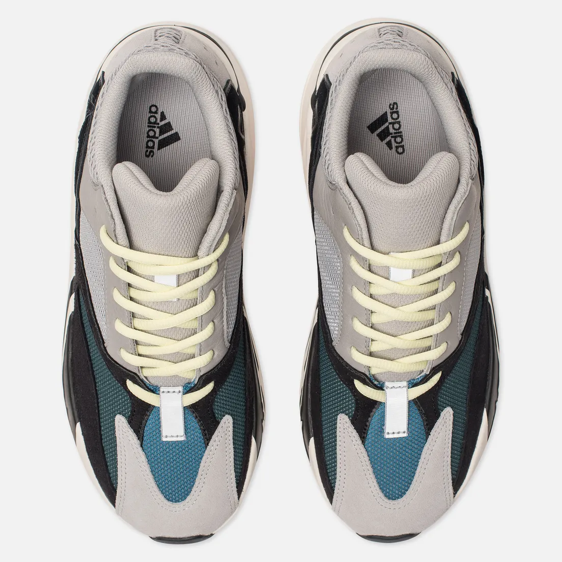adidas Originals Кроссовки YEEZY Boost 700