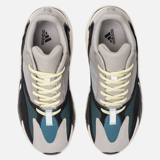 Кроссовки adidas Originals YEEZY Boost 700 Solid Grey/Chalk White/Core Black