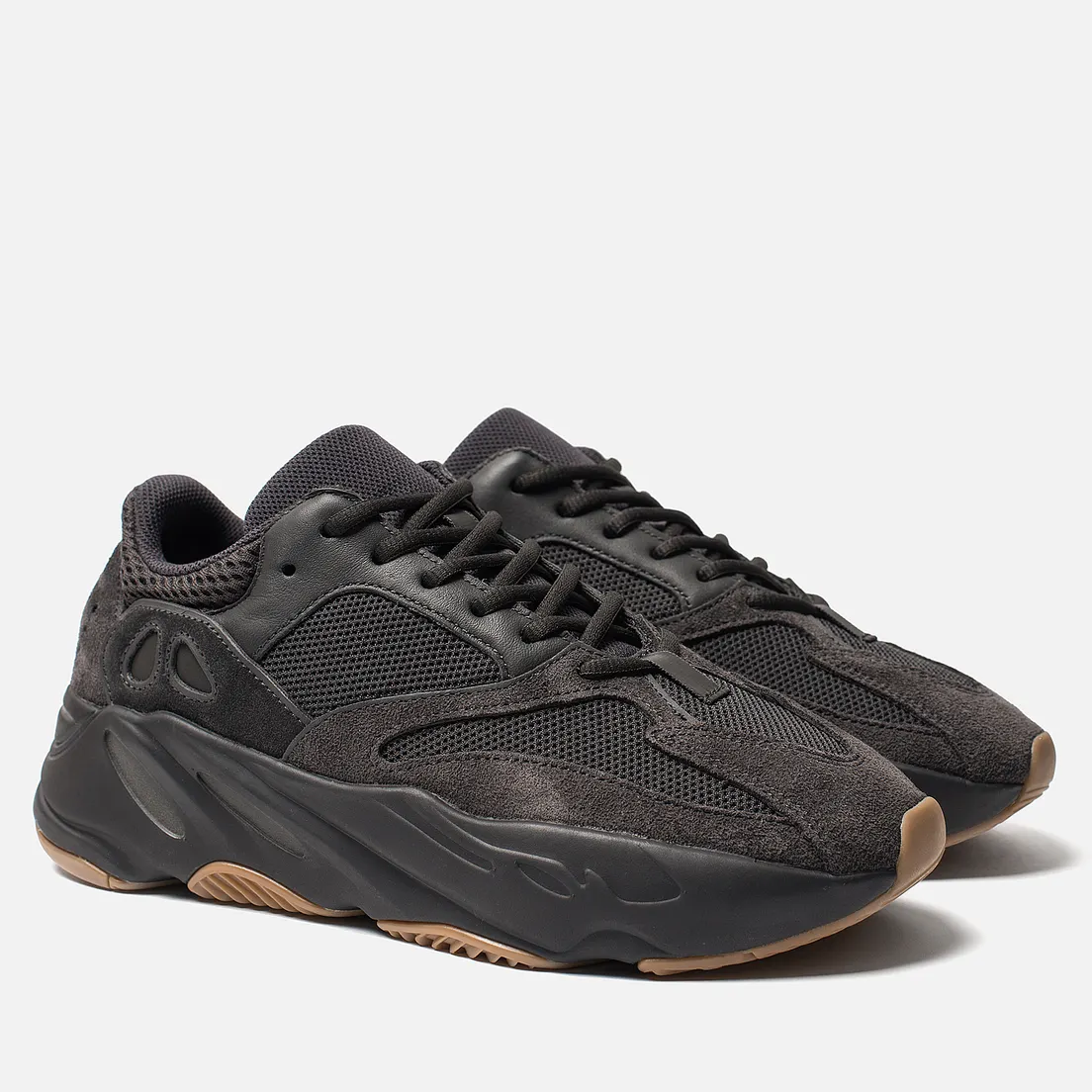 adidas Originals Кроссовки YEEZY Boost 700