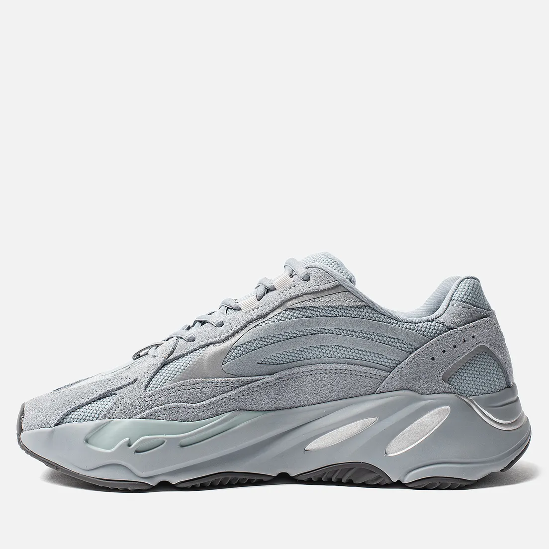 adidas Originals Кроссовки YEEZY Boost 700 V2