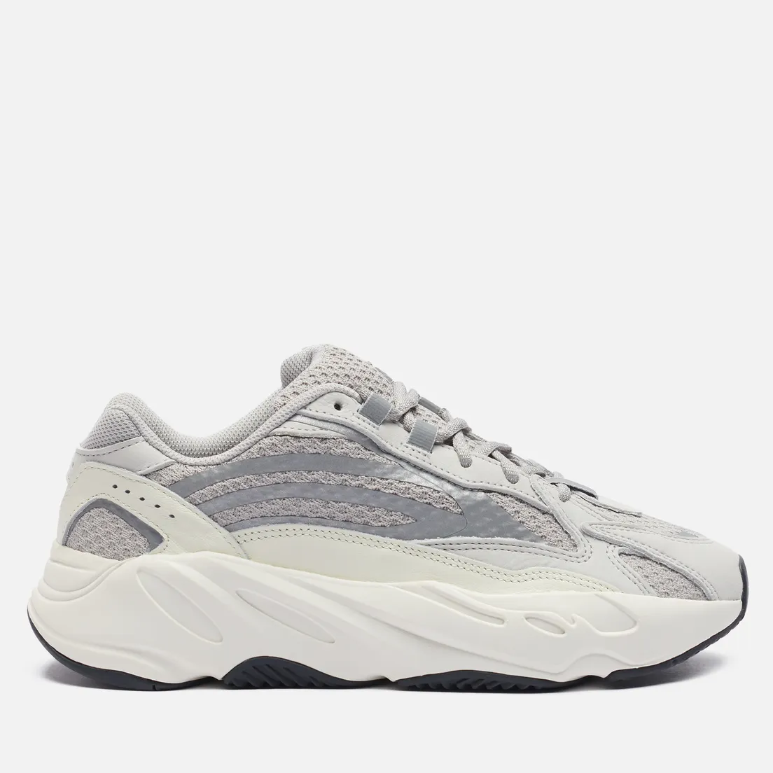adidas Originals Кроссовки YEEZY Boost 700 V2