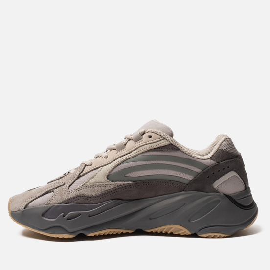 Кроссовки adidas Originals YEEZY Boost 700 V2 Tephra/Tephra/Tephra