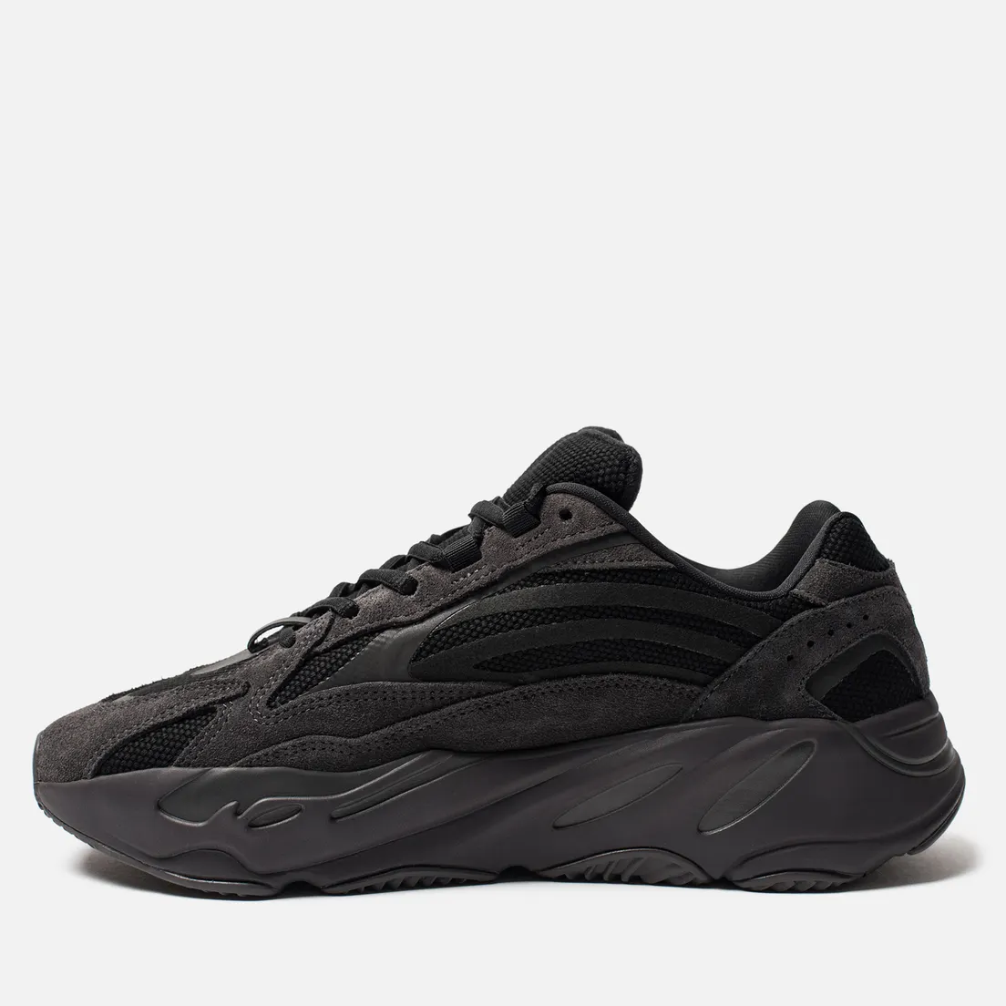 adidas Originals Кроссовки YEEZY Boost 700 V2