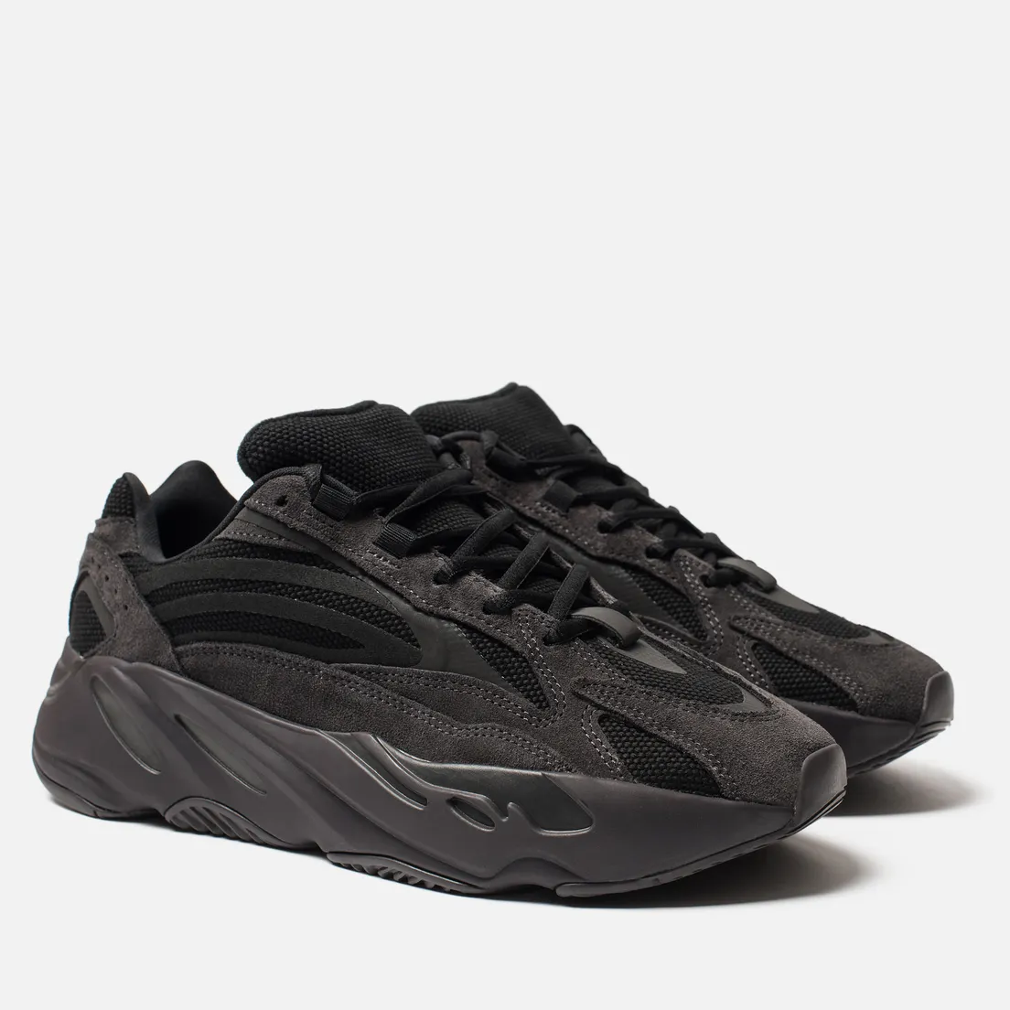 adidas Originals Кроссовки YEEZY Boost 700 V2