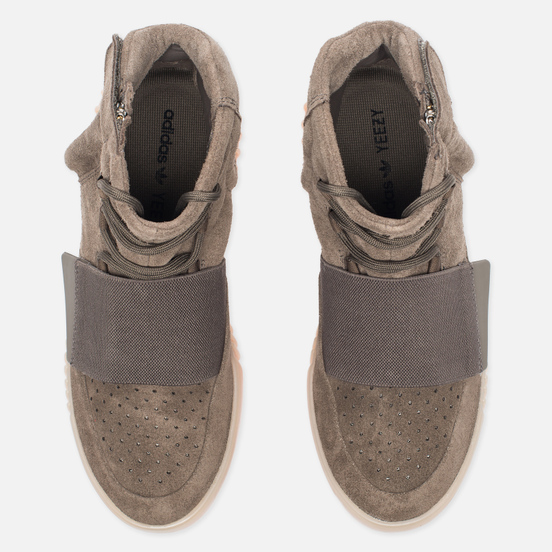 Кроссовки adidas Originals YEEZY Boost 750 Light Brown