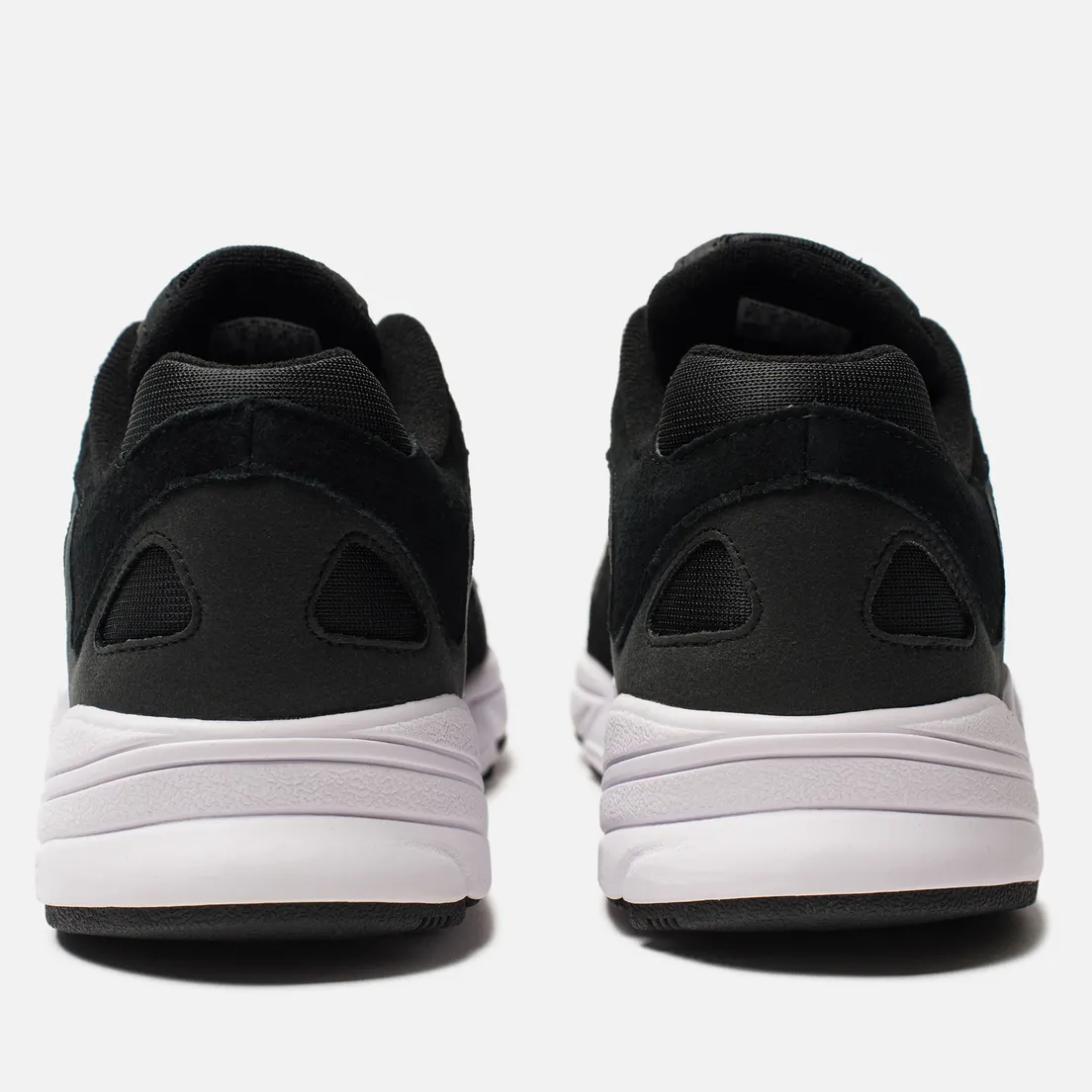 adidas Originals Кроссовки Yung-1