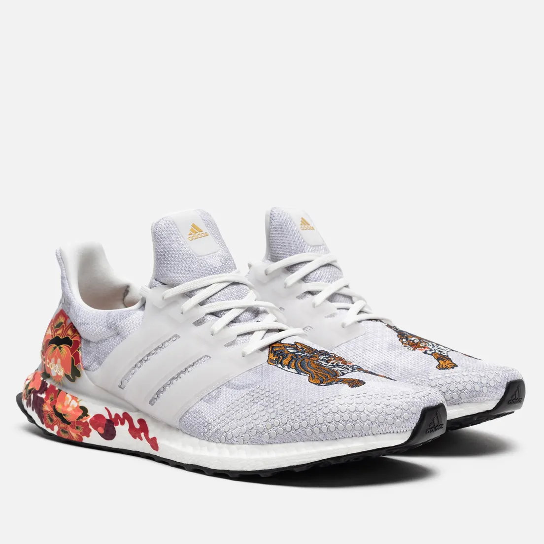 adidas Performance Мужские кроссовки Ultra Boost DNA Chinese New Year 2020