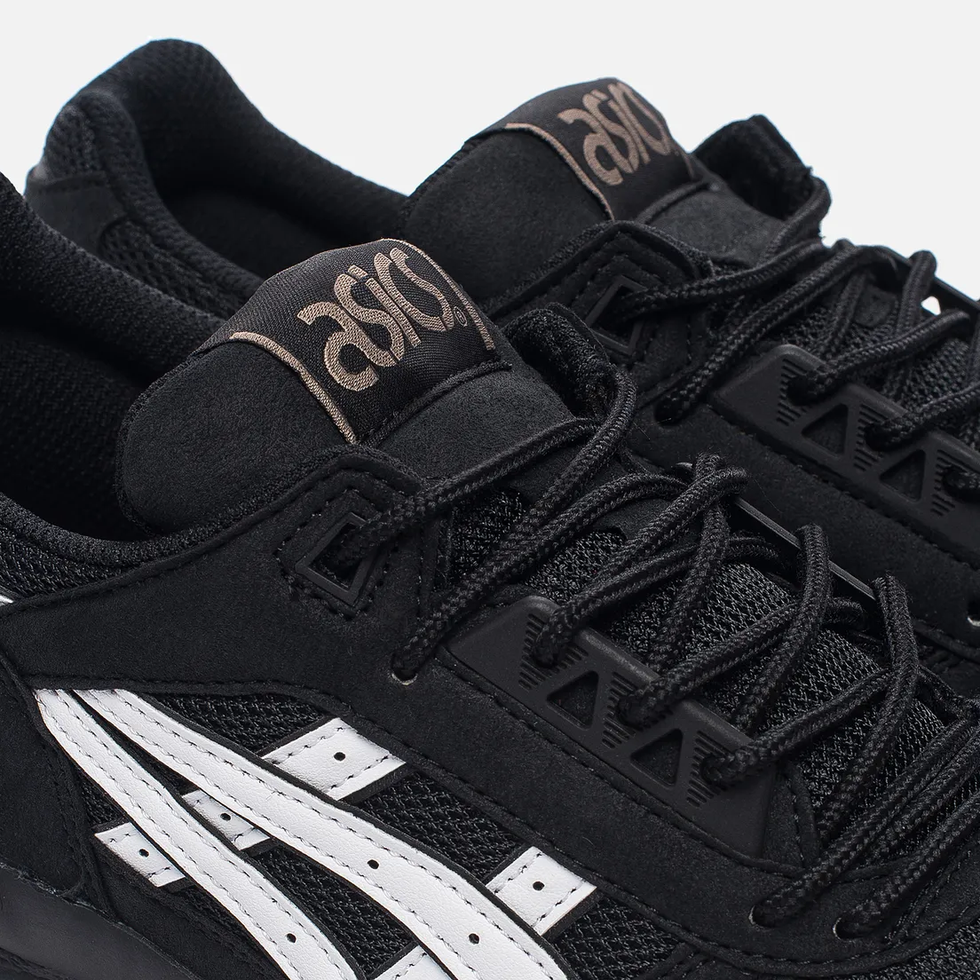 ASICS Кроссовки Gel-Respector