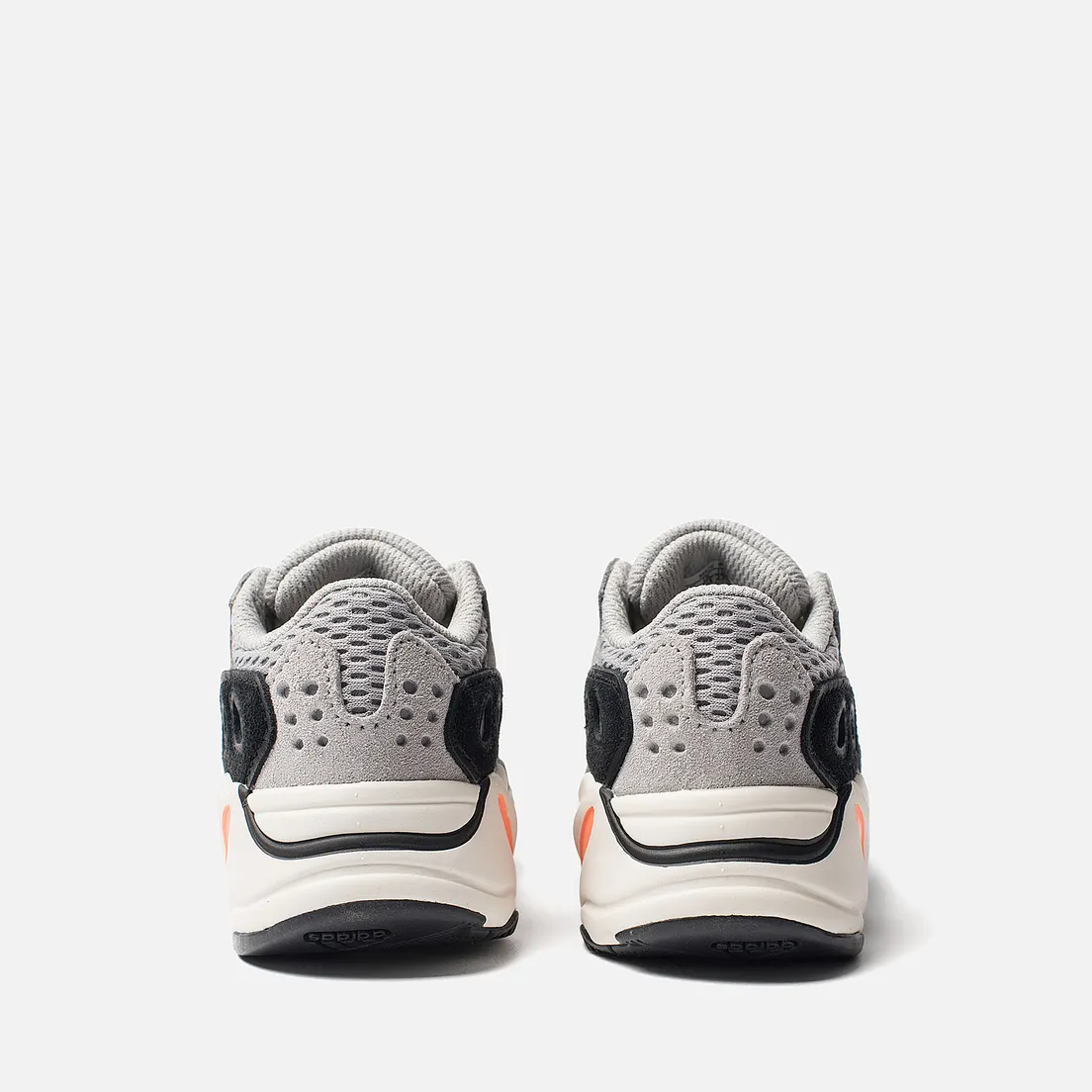 adidas Originals Кроссовки для малышей YEEZY Boost 700 Infant
