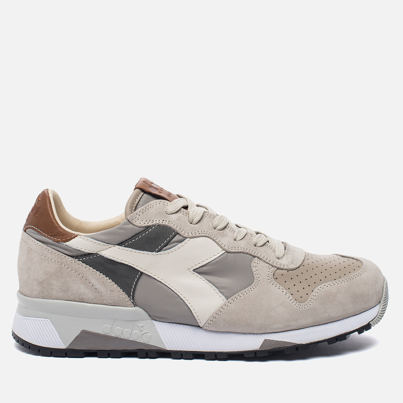 diadora trident heritage