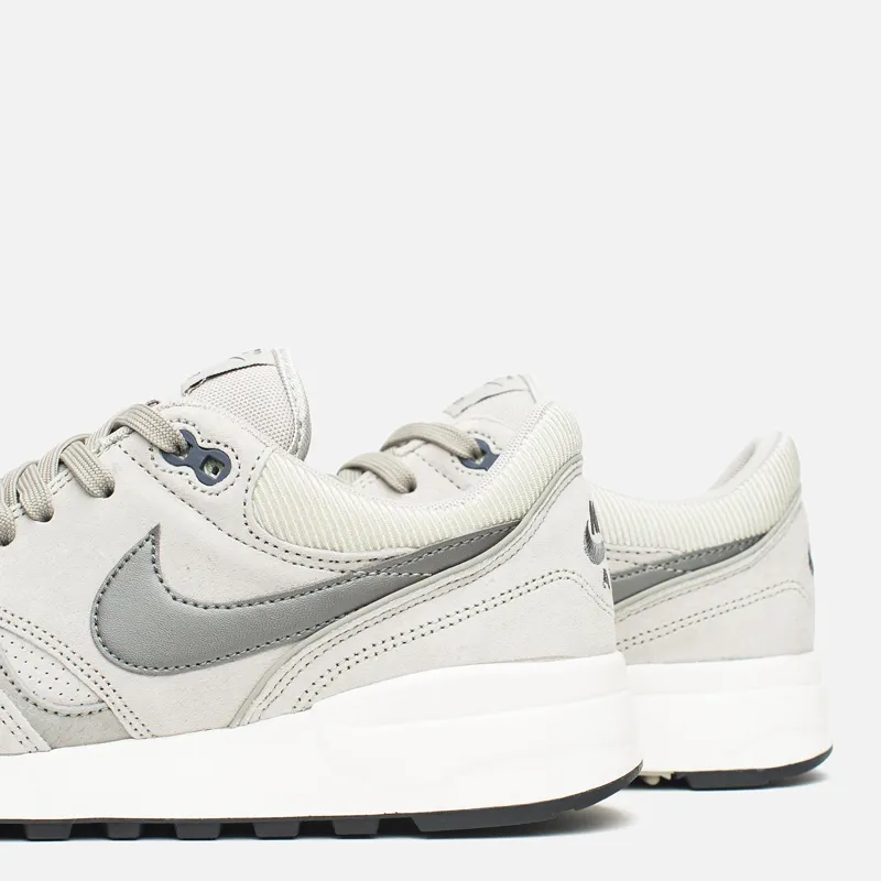 Nike Мужские кроссовки Air Odyssey Leather