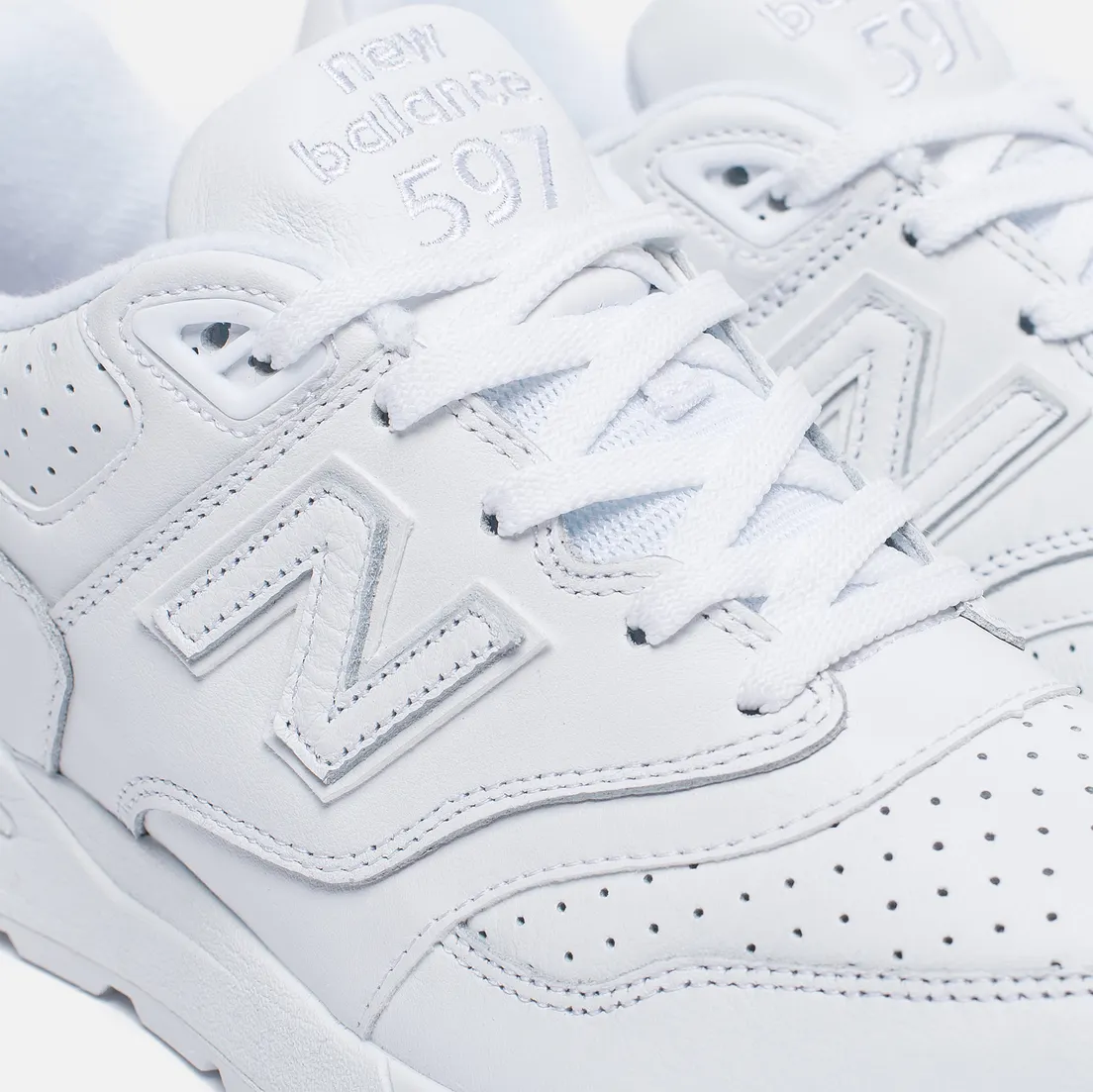 New Balance Кроссовки ML597WHL