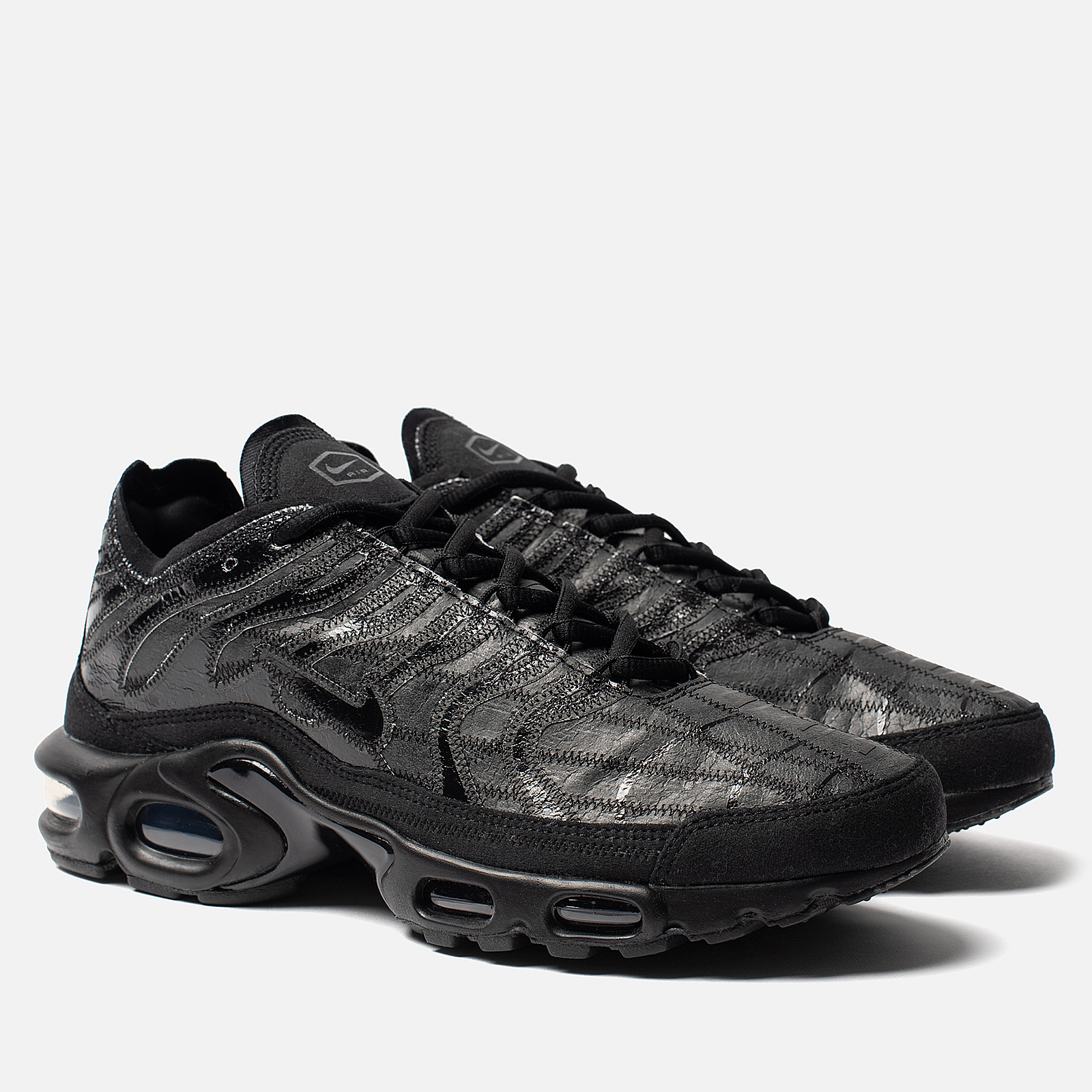 air max plus deconstructed black