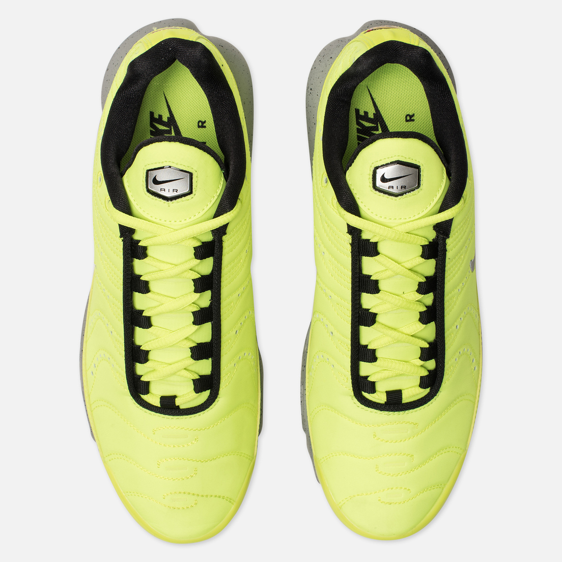 Nike tn air max plus grey volt best sale