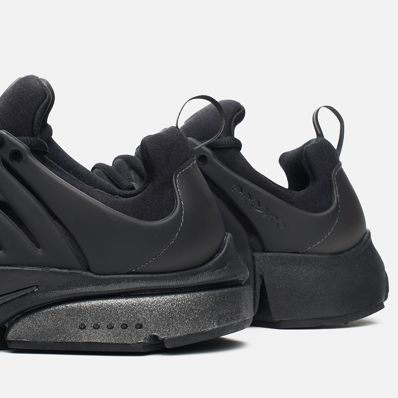 Nike air presto react black hotsell