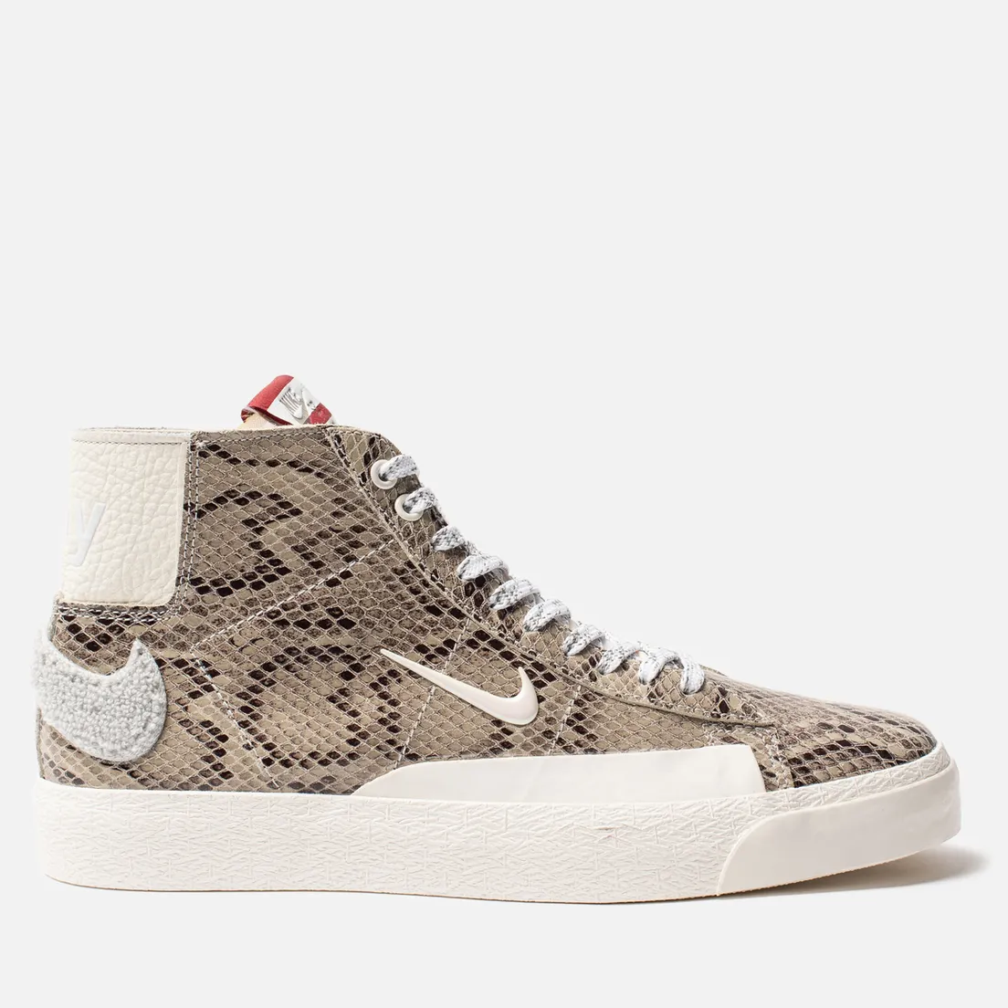 Nike SB Кроссовки x Soulland Blazer Mid QS FRI.day 03