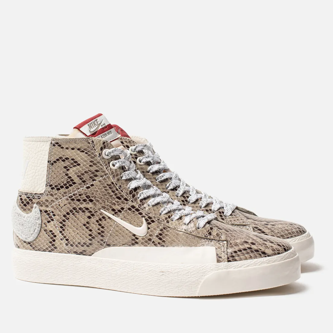 Nike SB Кроссовки x Soulland Blazer Mid QS FRI.day 03