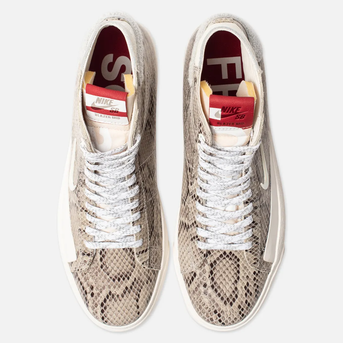 Nike SB Кроссовки x Soulland Blazer Mid QS FRI.day 03