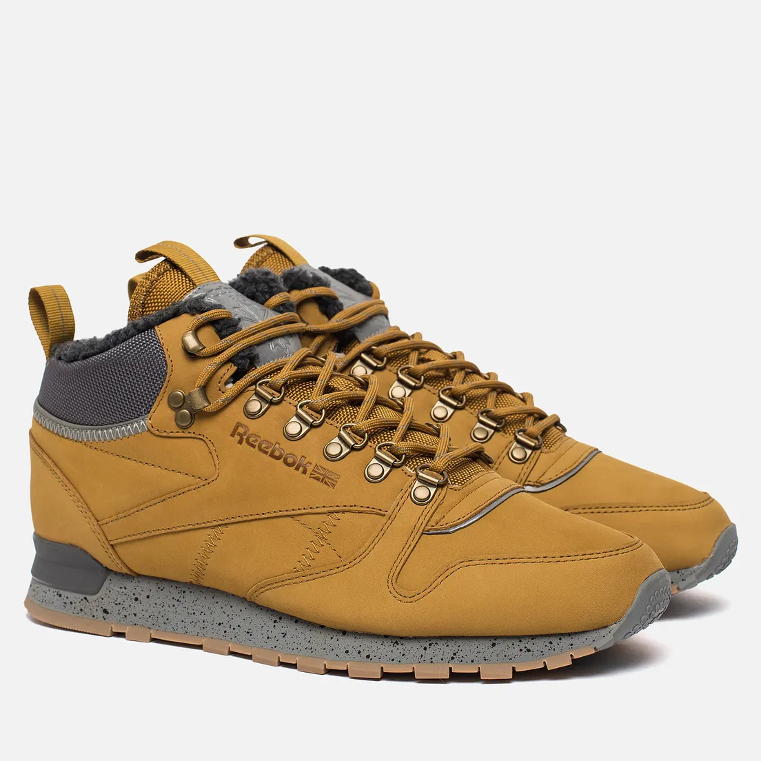 Reebok Зимние кроссовки Classic Leather Mid Sherpa II SPP