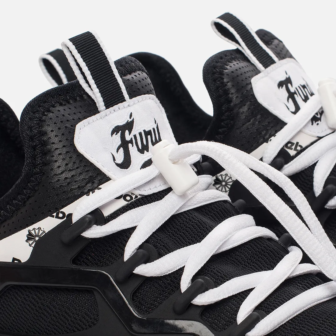 Reebok Кроссовки Fury Adapt IT