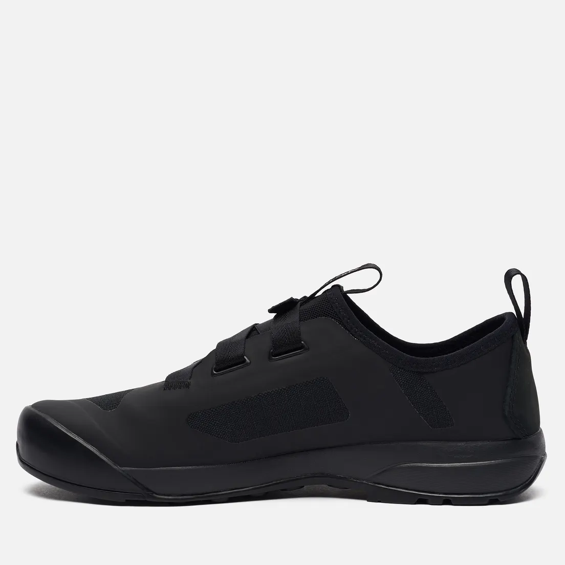 Arcteryx Мужские кроссовки Arakys