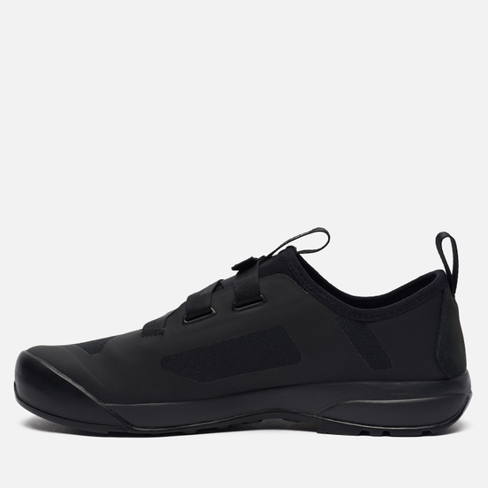 Мужские кроссовки Arcteryx Arakys Black/Black