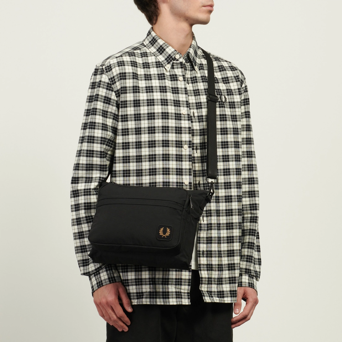 Fred Perry Сумка Nylon Badge Crossbody