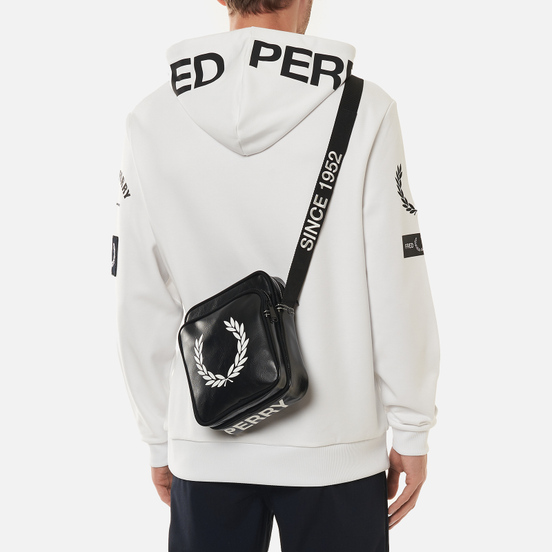 Сумка Fred Perry Laurel Wreath Branded Black