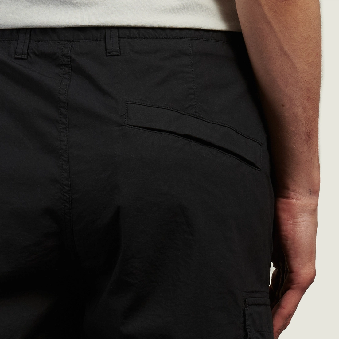 Stone Island Мужские шорты Stretch Cotton Tela Paracadute Regular Cargo