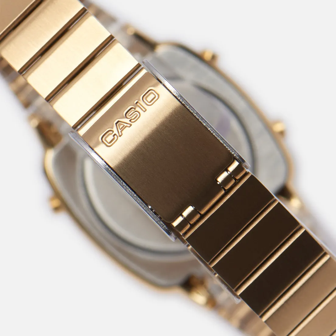 CASIO Наручные часы Vintage LA670WGA-9