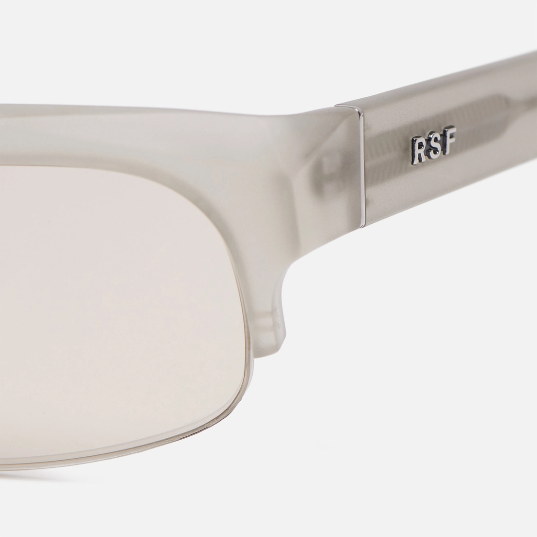 RETROSUPERFUTURE Солнцезащитные очки Scatto