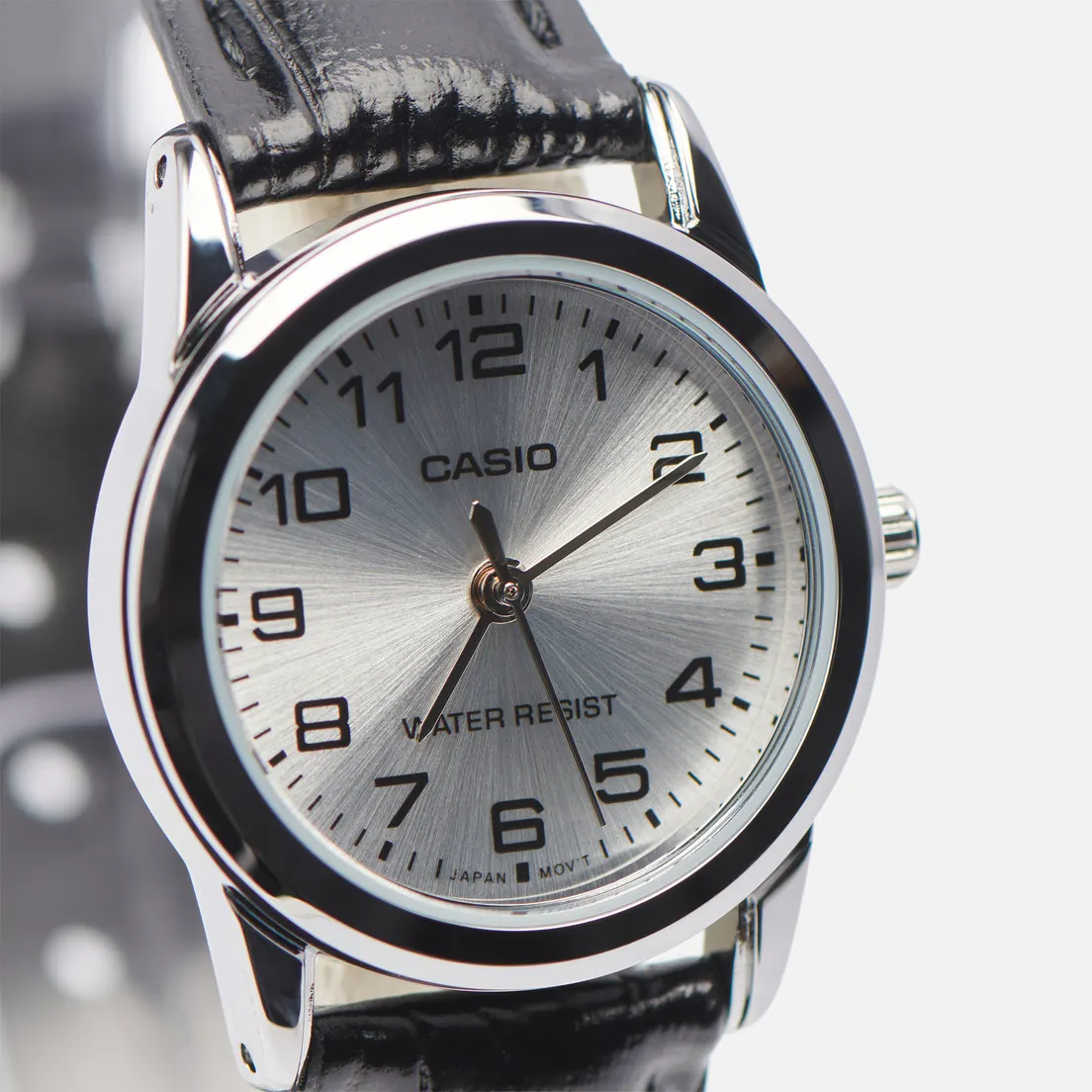 CASIO Наручные часы Collection LTP-V001L-7B