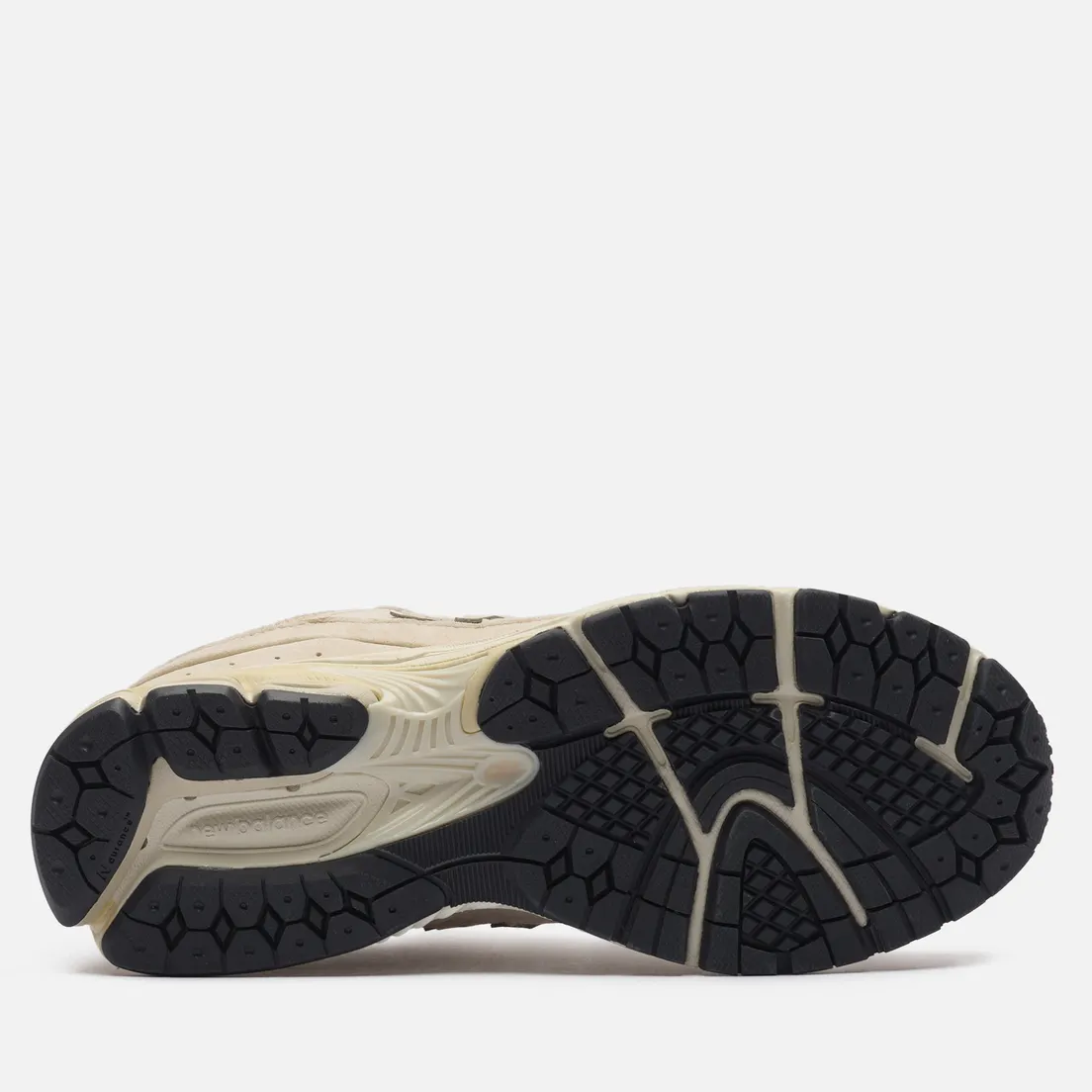 New Balance Кроссовки M2002RCC